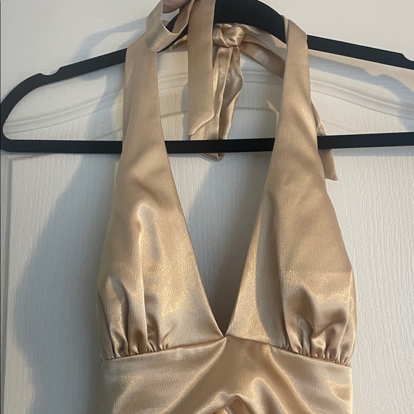 Shimmering Gold Dress - Picture 2 of 8